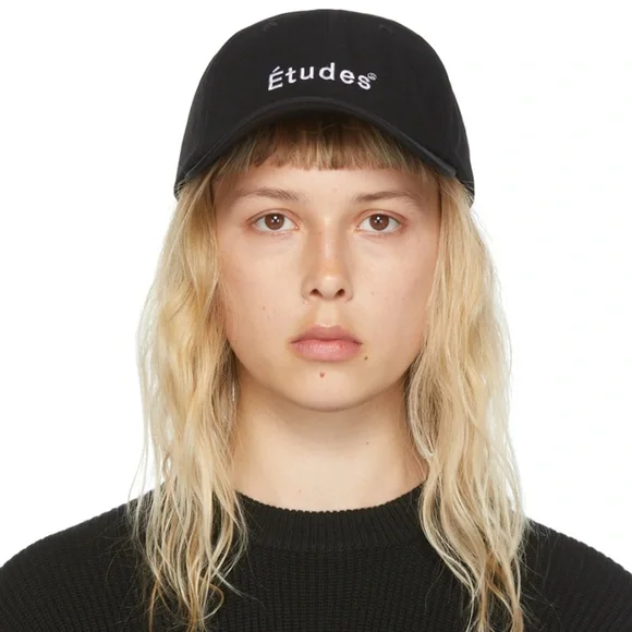ÉTUDES Black Booster Cap - Picture 2 of 5